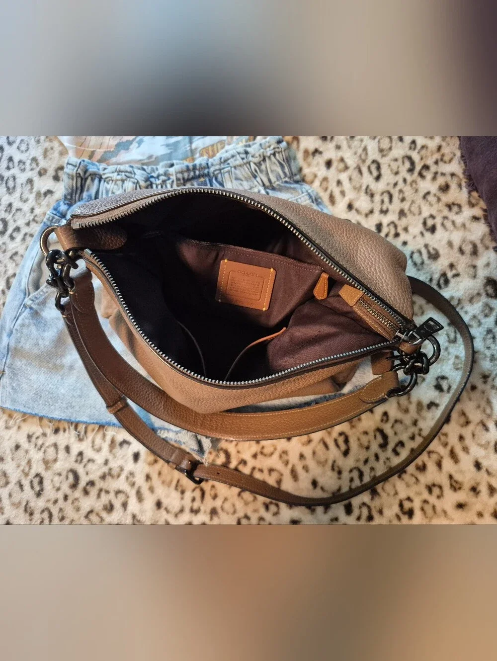 COACH Shae Hobo Bag